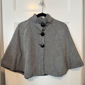 Opening Act Cape Size Medium